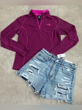 Womens AMERICAN EAGLE/NORTH FACE High Rise 90’s Boyfriend Shorts/Pullover, sz 4